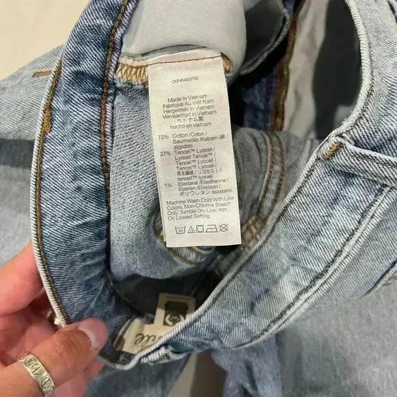 Madewell HighRise Denim MidLength Jean Shorts RawHem Light Vintage Wash Women 24 - Picture 7 of 7